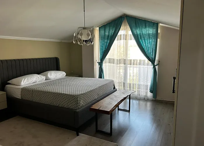 Sedas House 2 & Merkez アパート