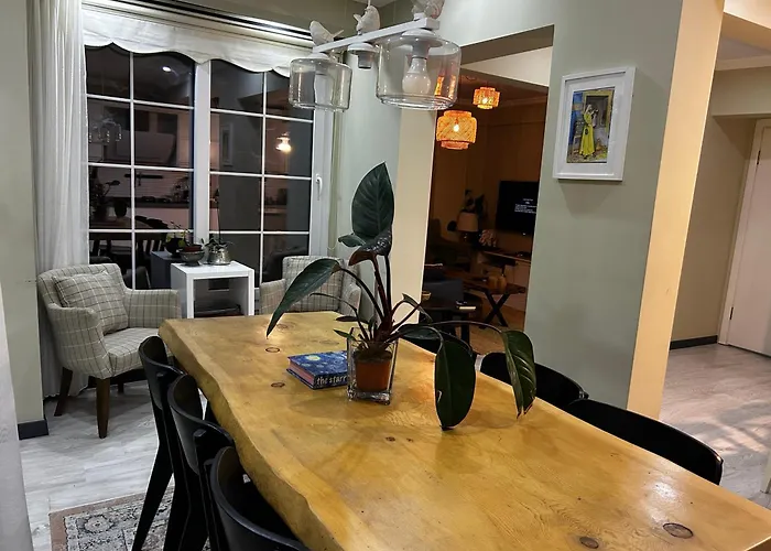 Sedas House 2 & Merkez アパート